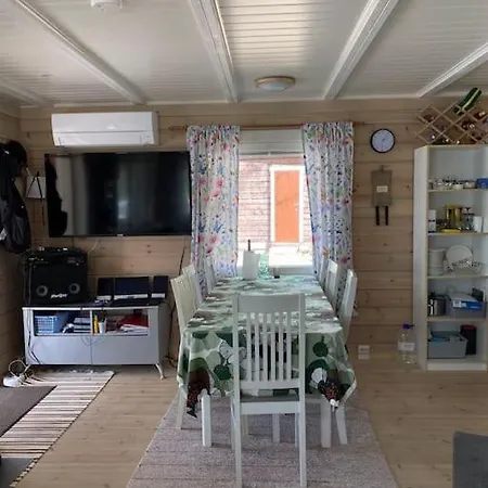 Kuuhimon Helmi 别墅 *