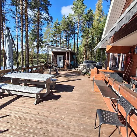 Kuuhimon Helmi Villa *